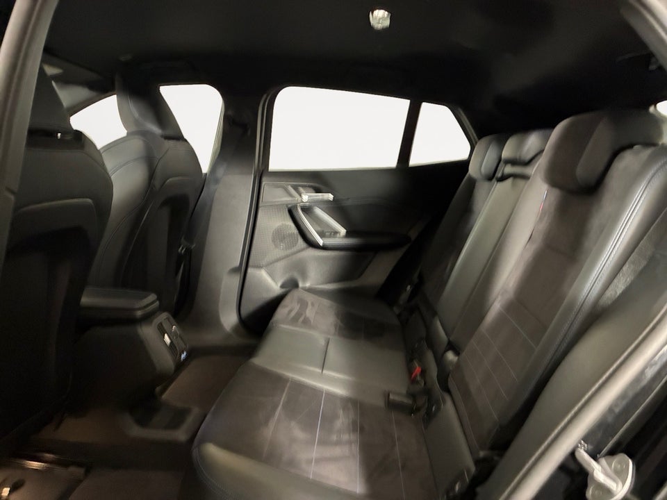 BMW iX2 eDrive20 M-Sport Premium 5d