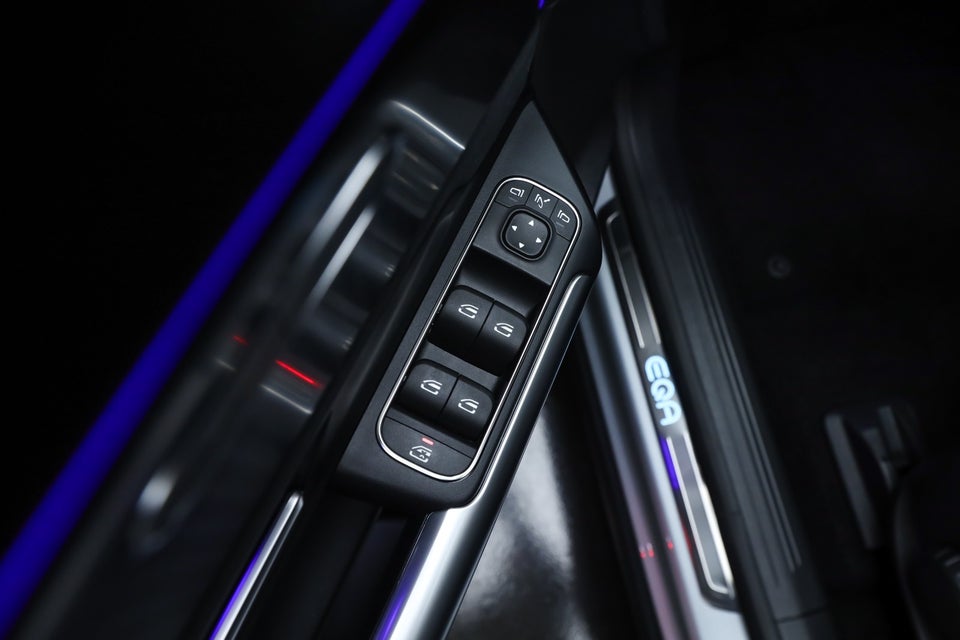 Mercedes EQA250+ AMG Advance 5d