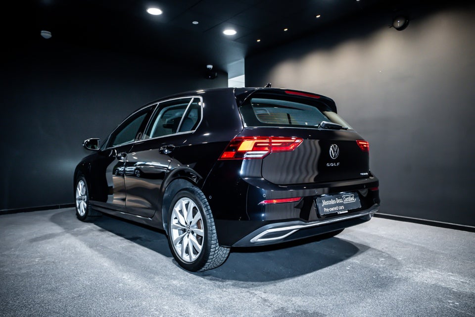 VW Golf VIII 1,4 eHybrid Style 75 Years Edition DSG 5d