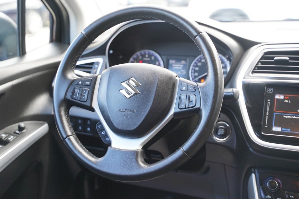 Suzuki S-Cross 1,0 Boosterjet Exclusive 5d