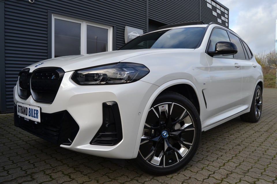 BMW iX3 Charged Plus M-Sport 5d