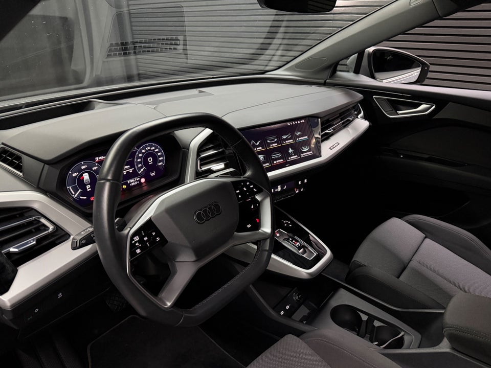 Audi Q4 e-tron 45 Advanced 5d