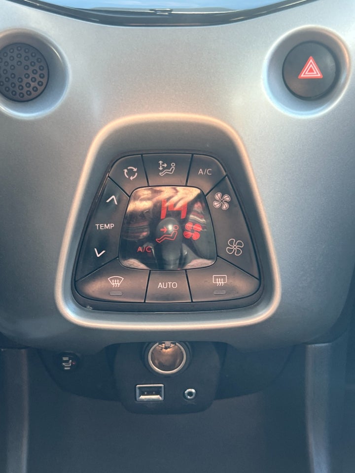 Citroën C1 1,2 PureTech Feel 5d