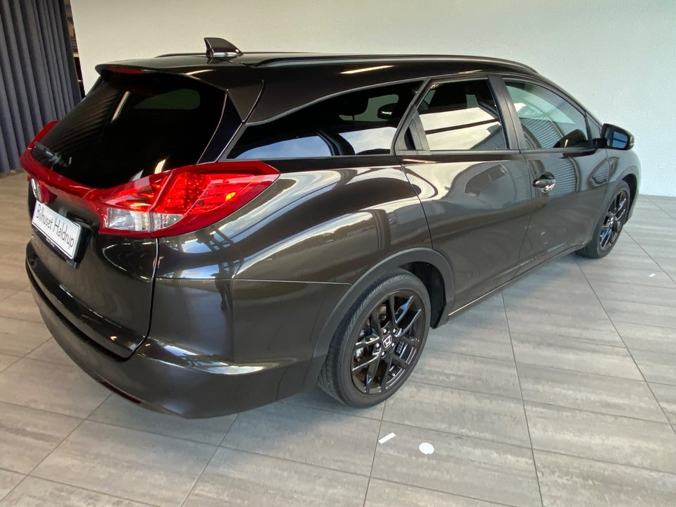 Honda Civic 1,8 i-VTEC Style Tourer 5d