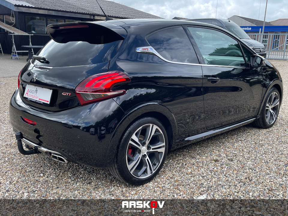 Peugeot 208 1,6 THP 208 GTi 3d