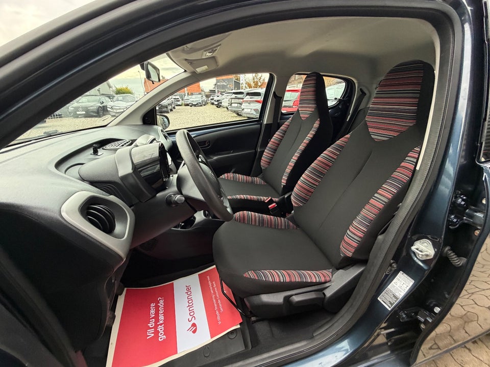 Citroën C1 1,2 PureTech Feel 5d