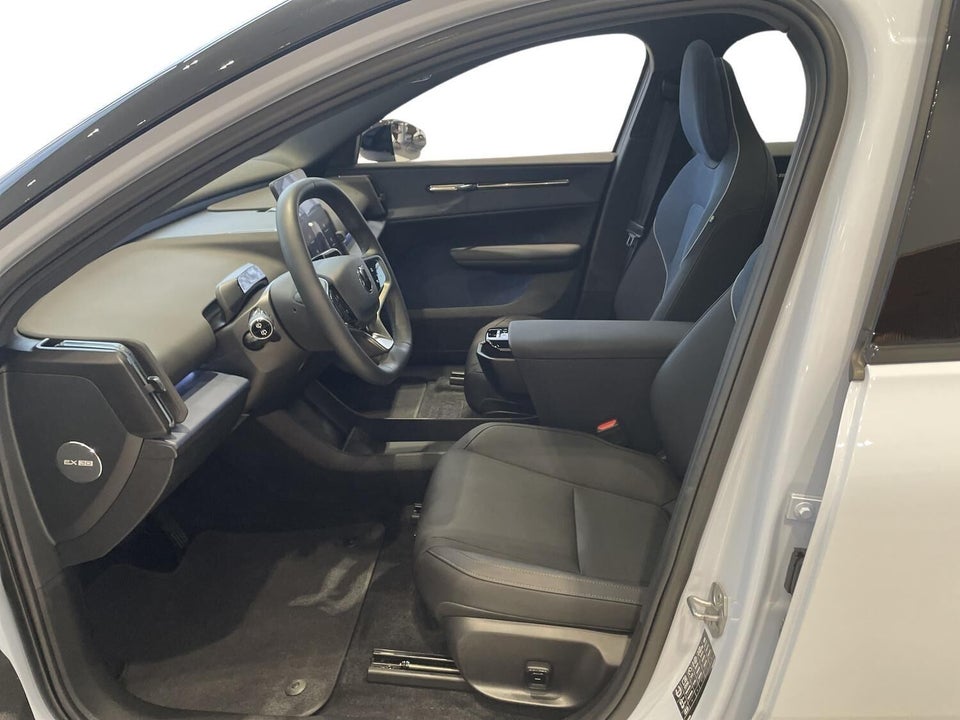 Volvo EX30 Twin Performance Ultra 5d