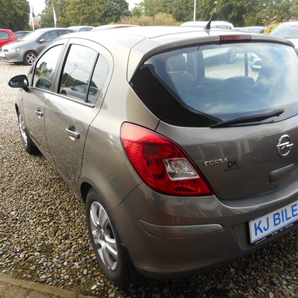 Opel Corsa 1,3 CDTi 95 Cosmo 5d