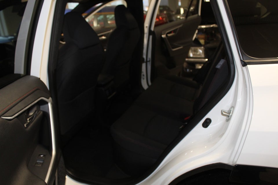 Toyota RAV4 2,5 Plug-in Hybrid H3 AWD-i 5d