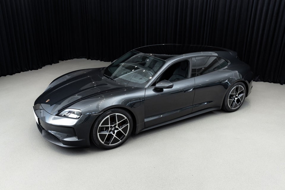 Porsche Taycan Performance+ Sport Turismo 5d