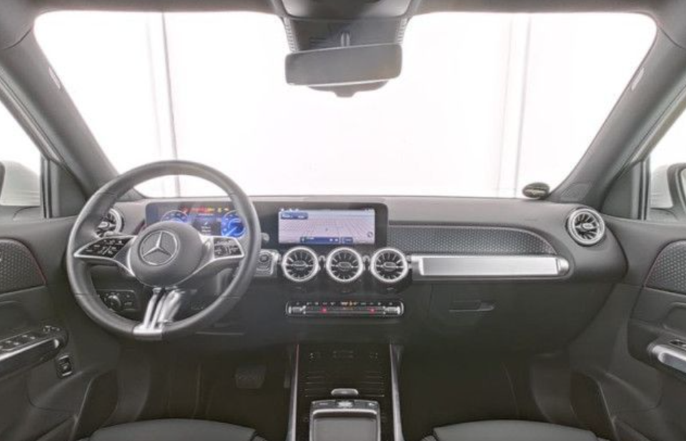 Mercedes EQB250+ Progressive 5d