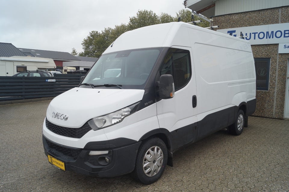 Iveco Daily 2,3 35S15 12m³ Van