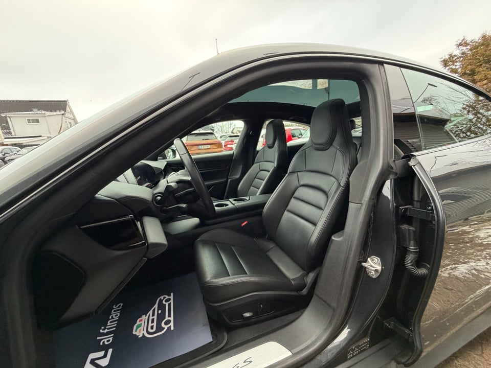 Porsche Taycan 4S Performance+ 4d