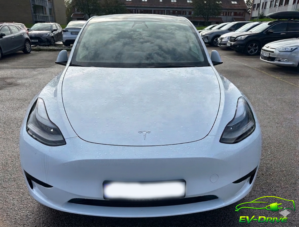 Tesla Model Y RWD 5d