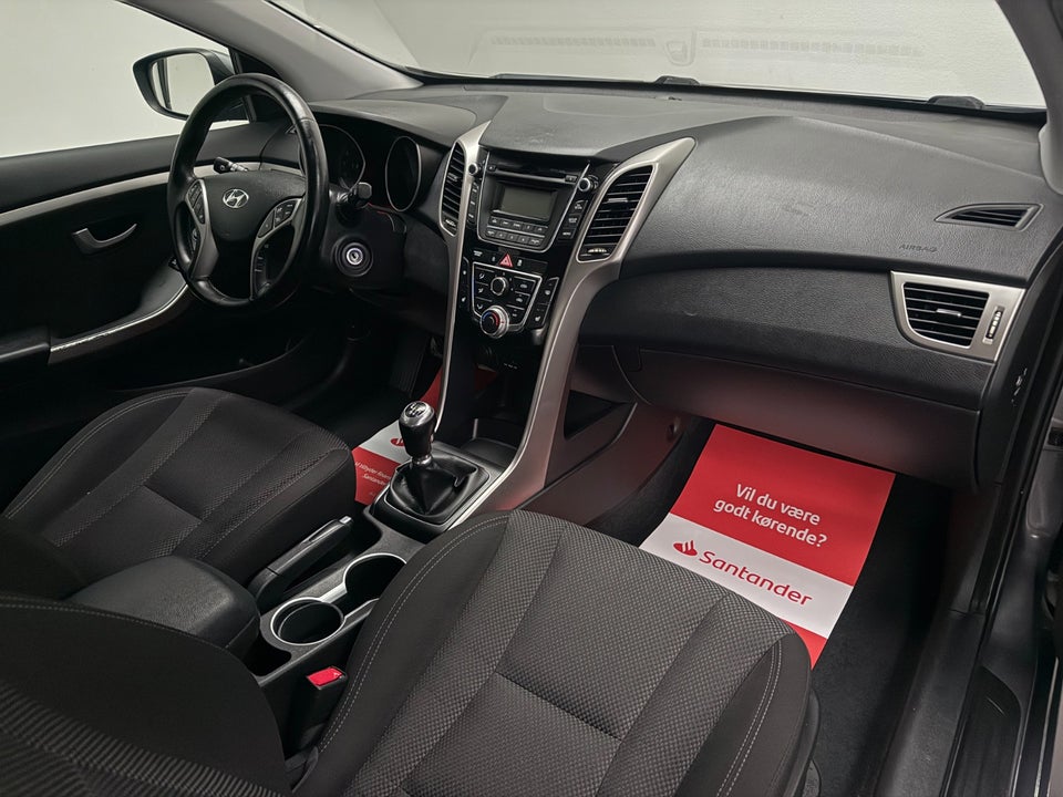 Hyundai i30 1,4 CVVT Comfort 3d