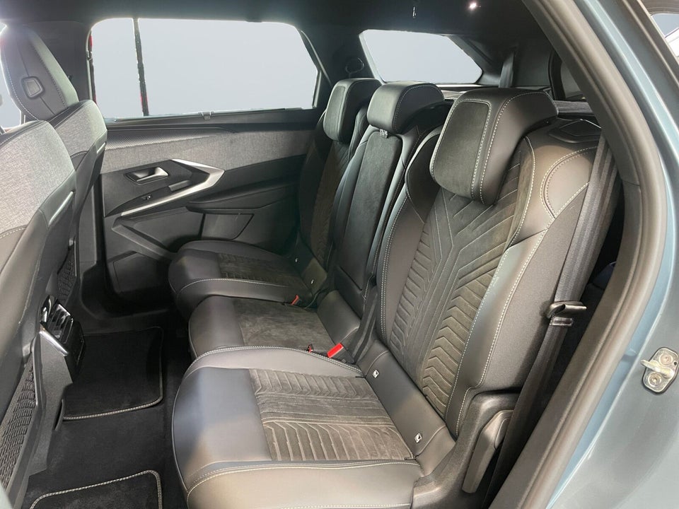 Peugeot e-5008 77 GT 7prs 5d
