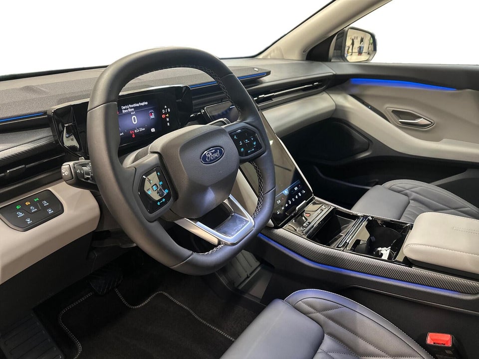 Ford Explorer 82 Premium Extended Range 5d