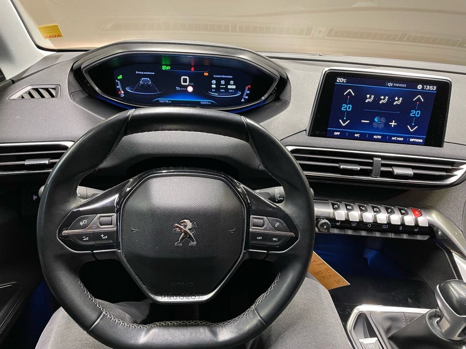 Peugeot 5008 1,2 e-THP 130 Allure 7prs 5d