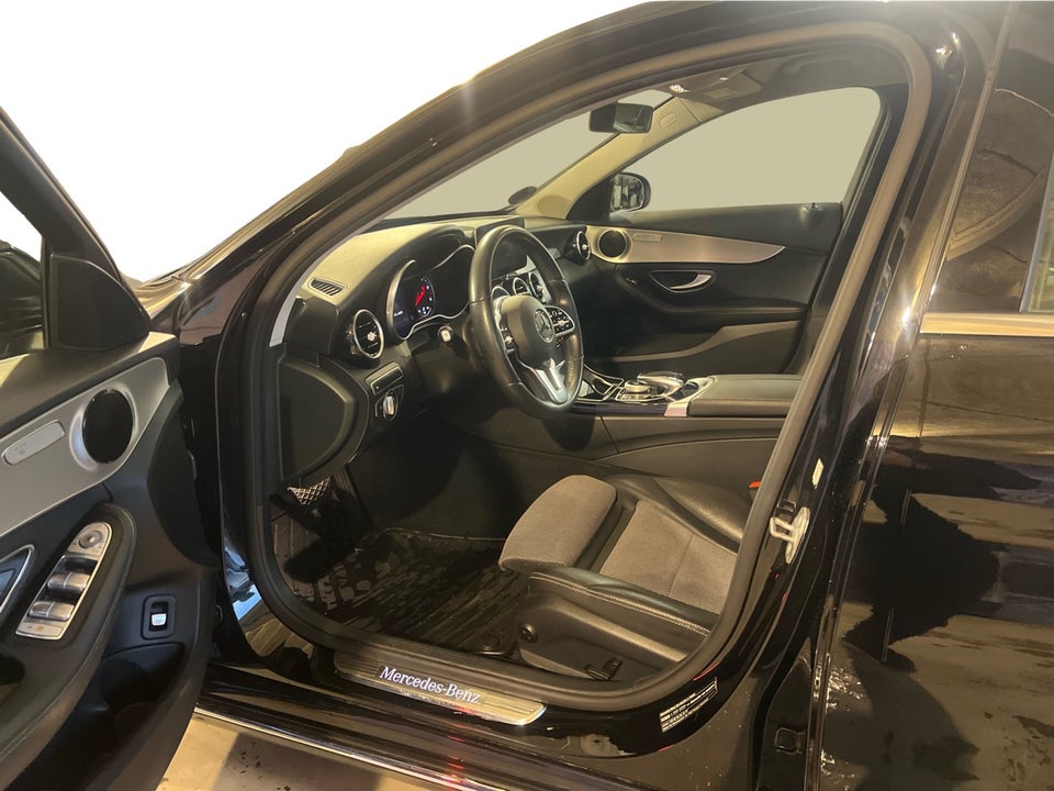 Mercedes C220 d 2,0 Advantage aut. 4d