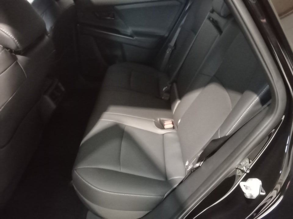 Toyota bZ4X 73 Lounge 5d