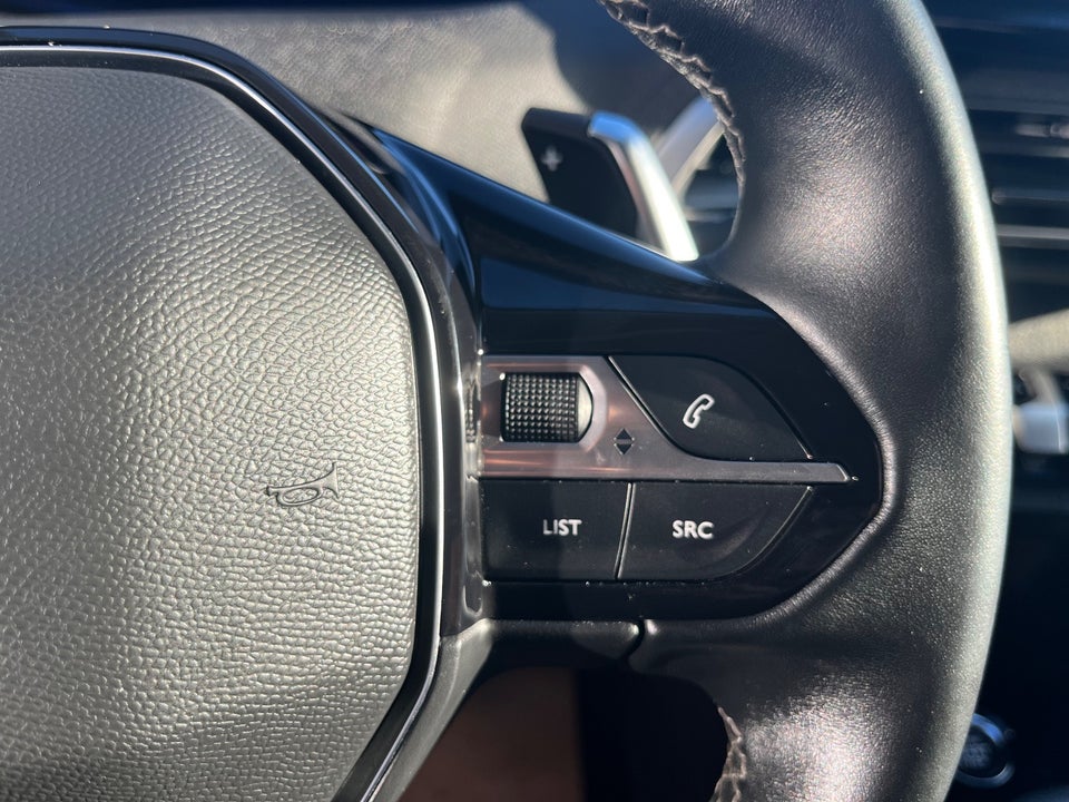 Peugeot 3008 1,6 Hybrid Allure Pack EAT8 5d