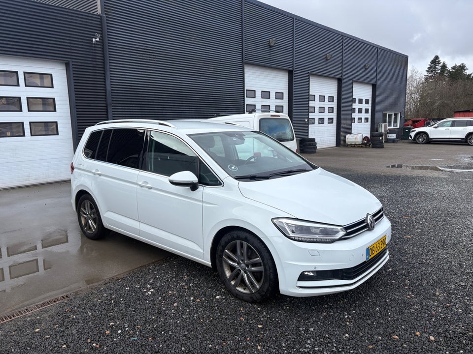 VW Touran 2,0 TDi 190 Highline DSG Van 5d