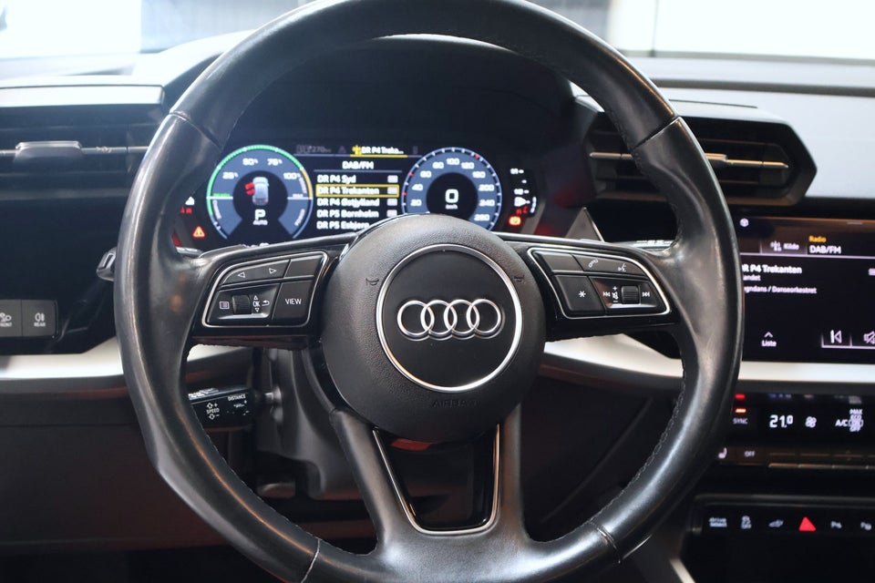 Audi A3 40 TFSi e Sportback S-tr. 5d