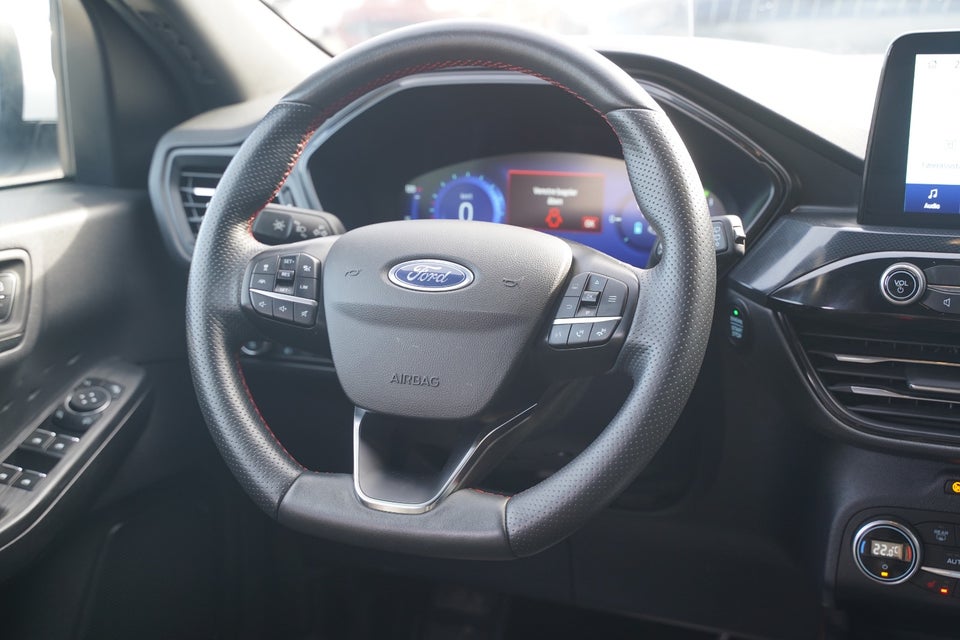 Ford Kuga 2,5 PHEV ST-Line X CVT 5d