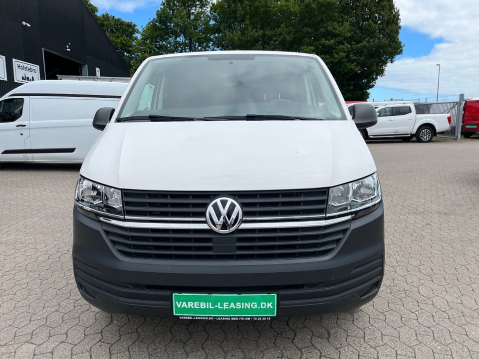 VW Transporter 2,0 TDi 110 Kassevogn lang