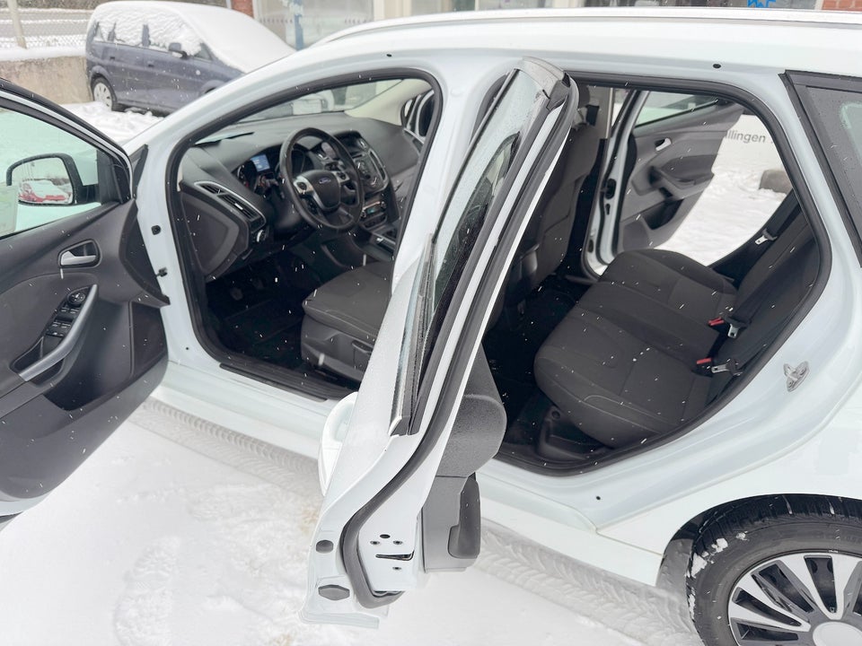 Ford Focus 1,0 SCTi 125 Titanium stc. ECO 5d