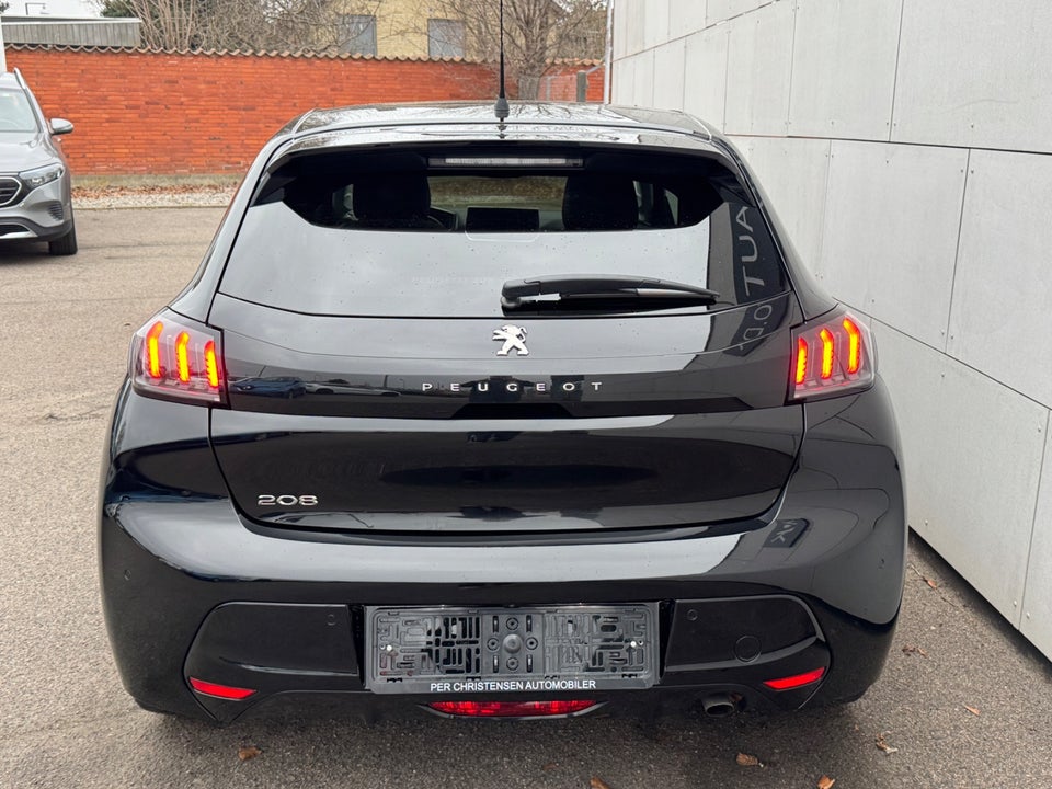 Peugeot 208 1,2 PureTech 100 Allure Sky 5d