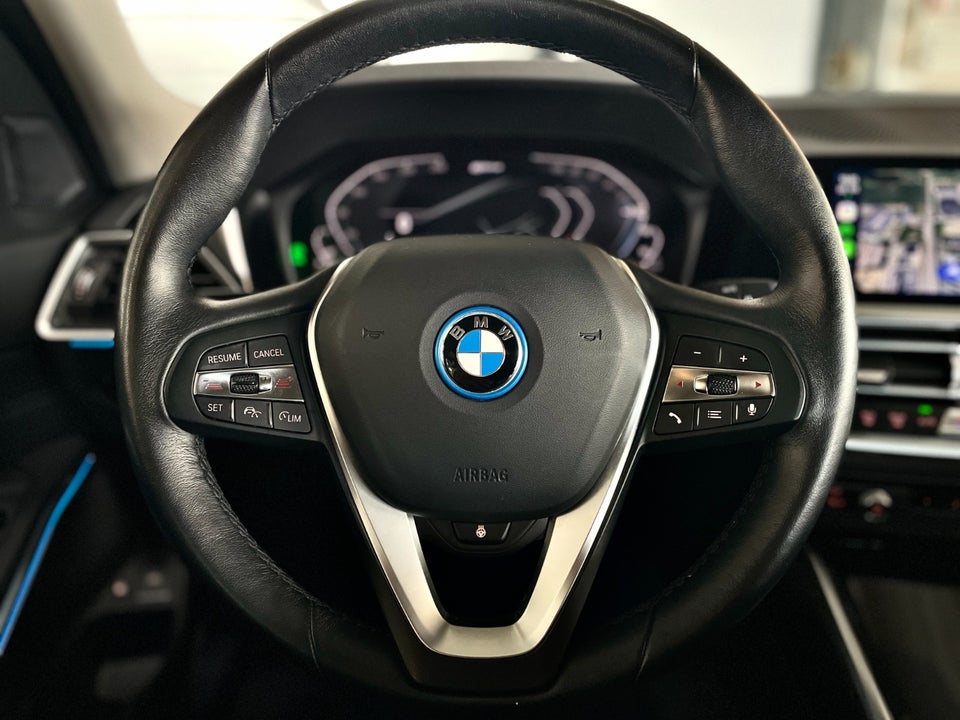 BMW 330e 2,0 Touring Sport Line aut. 5d