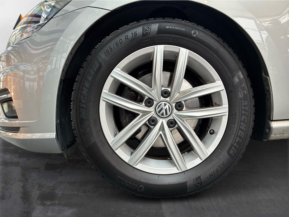 VW Golf VII 1,5 TSi 130 Comfortline DSG 5d