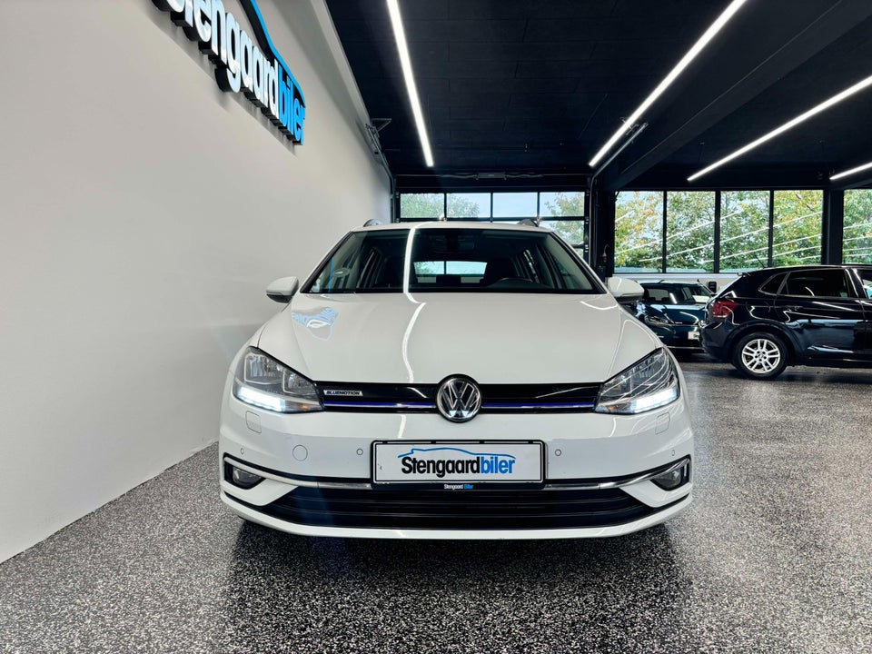 VW Golf VII 1,5 TSi 130 Comfortline Variant DSG 5d