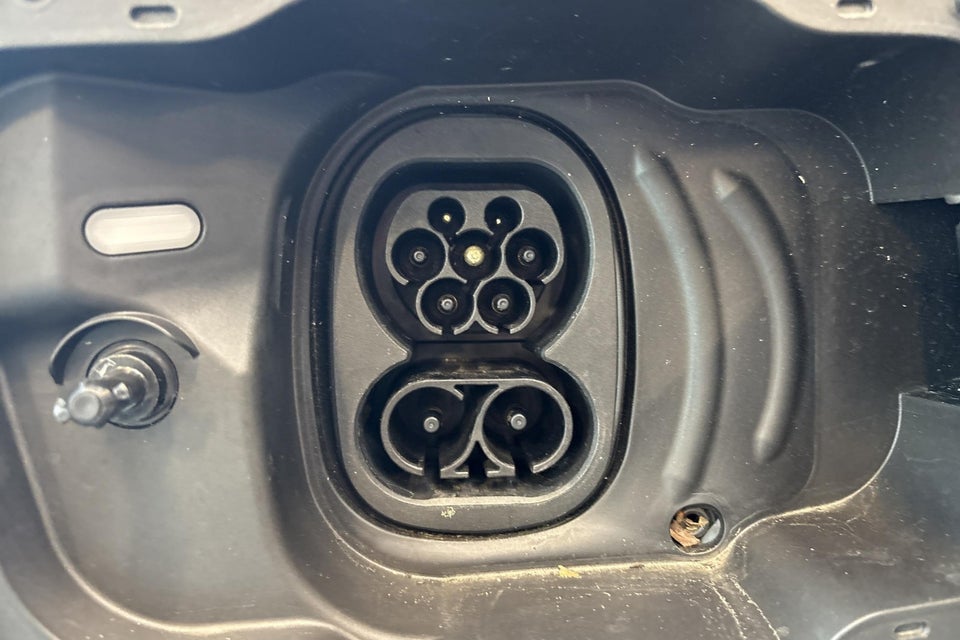 Ford Capri 79 Premium Extended Range AWD 5d