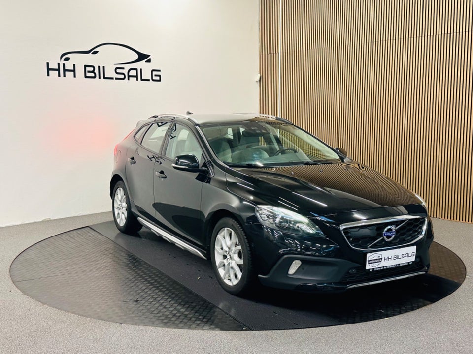 Volvo V40 CC 2,0 D4 190 Summum aut. 5d