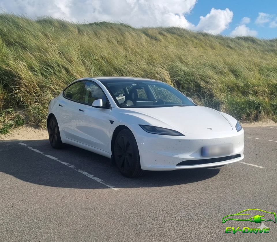 Tesla Model 3 RWD 4d
