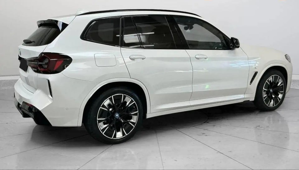 BMW iX3 Charged Plus M-Sport 5d