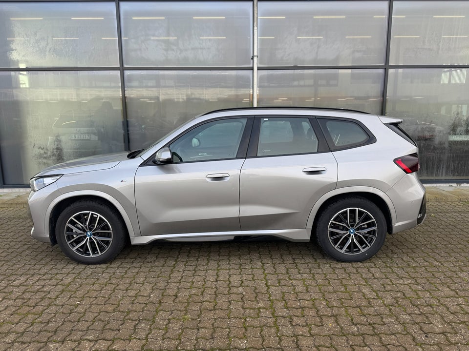 BMW iX1 xDrive30 M-Sport Premium 5d