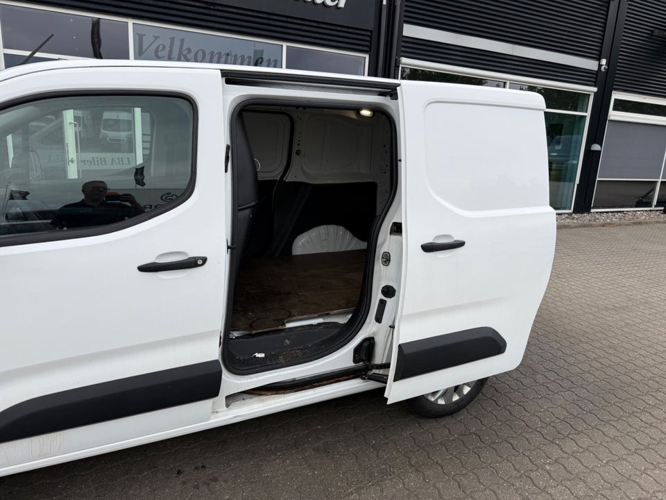 Peugeot Partner 1,5 BlueHDi 100 L1V1 Plus Van