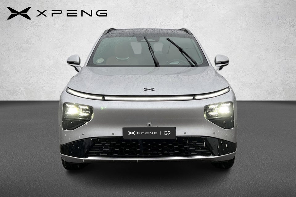 Xpeng G9 Performance 5d