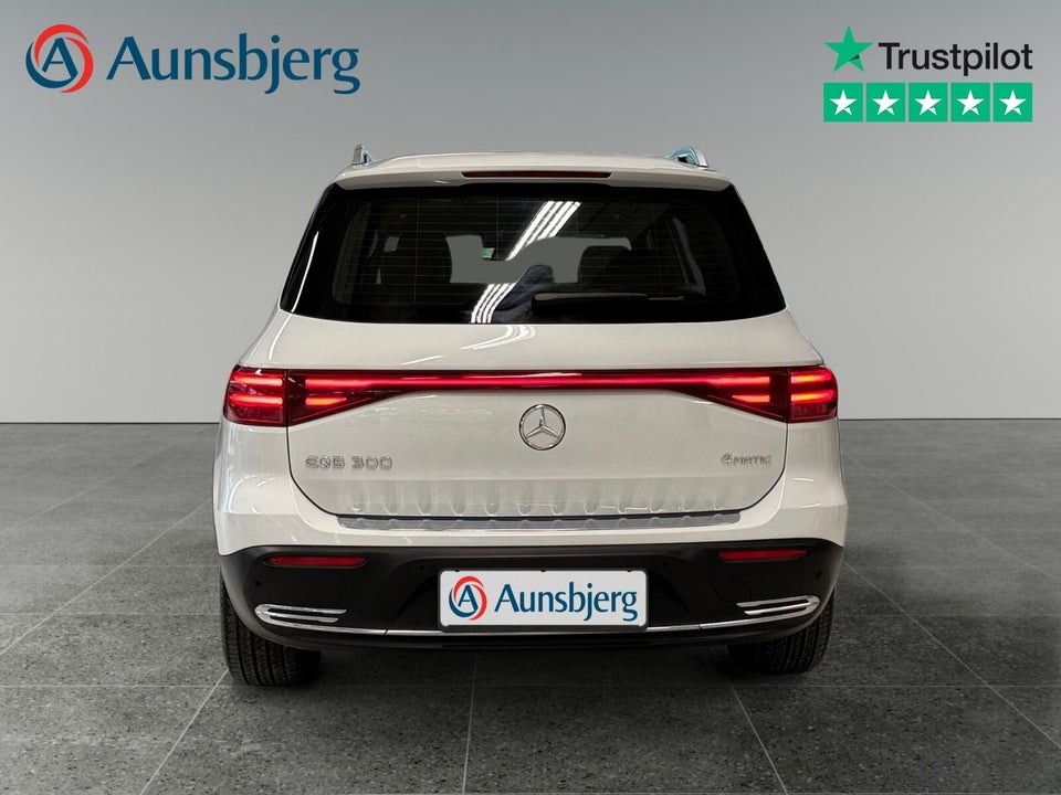 Mercedes EQB300 Progressive 4Matic 5d