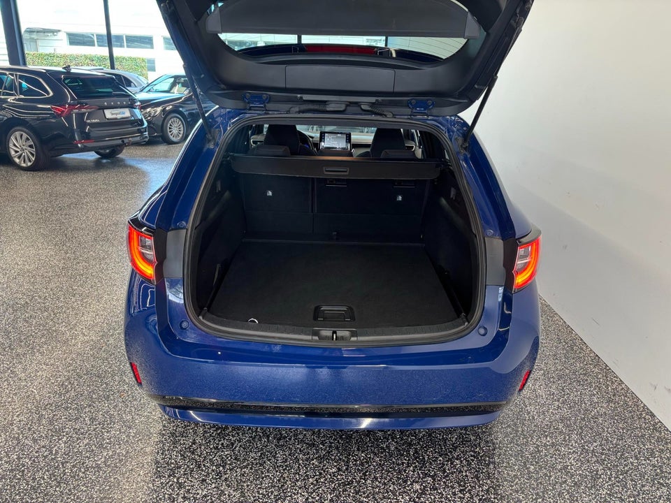 Toyota Corolla 1,8 Hybrid H3 Smart Touring Sports MDS 5d