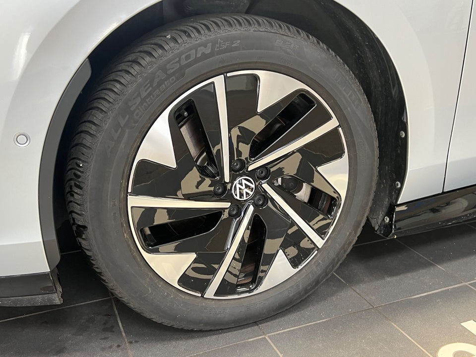 VW ID.7 86 Pro S Tourer 5d