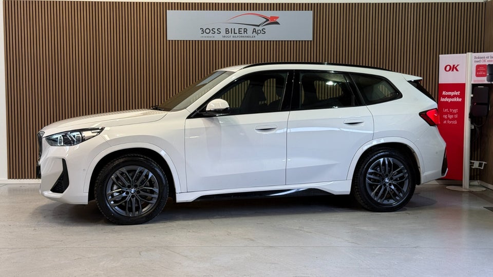 BMW iX1 xDrive30 Fully Charged M-Sport 5d