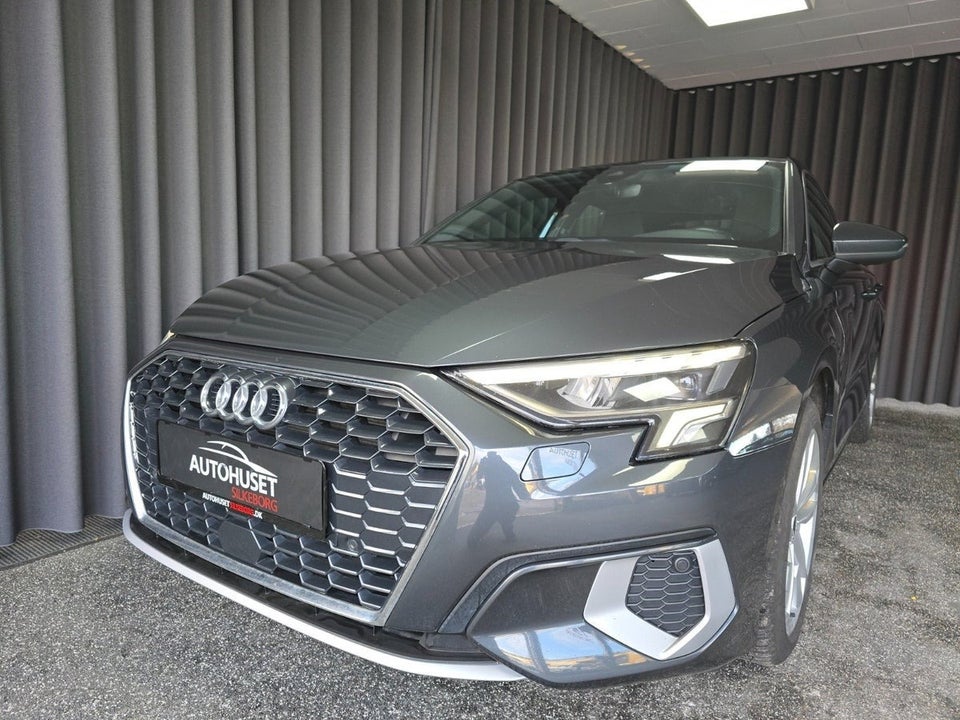 Audi A3 40 TFSi e Prestige Sportback S-tr. 5d