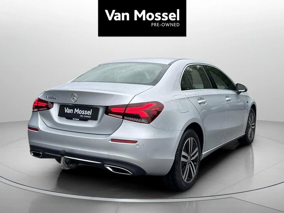 Mercedes A250 e 1,3 Progressive aut. 4d