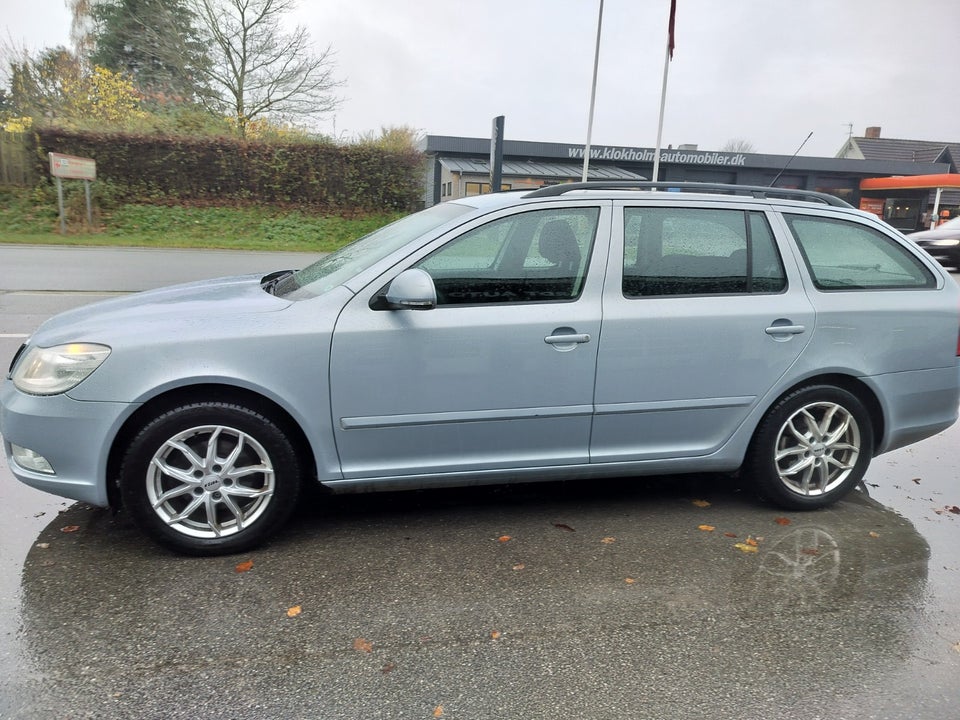 Skoda Octavia 1,4 TSi 122 Elegance Combi DSG 5d