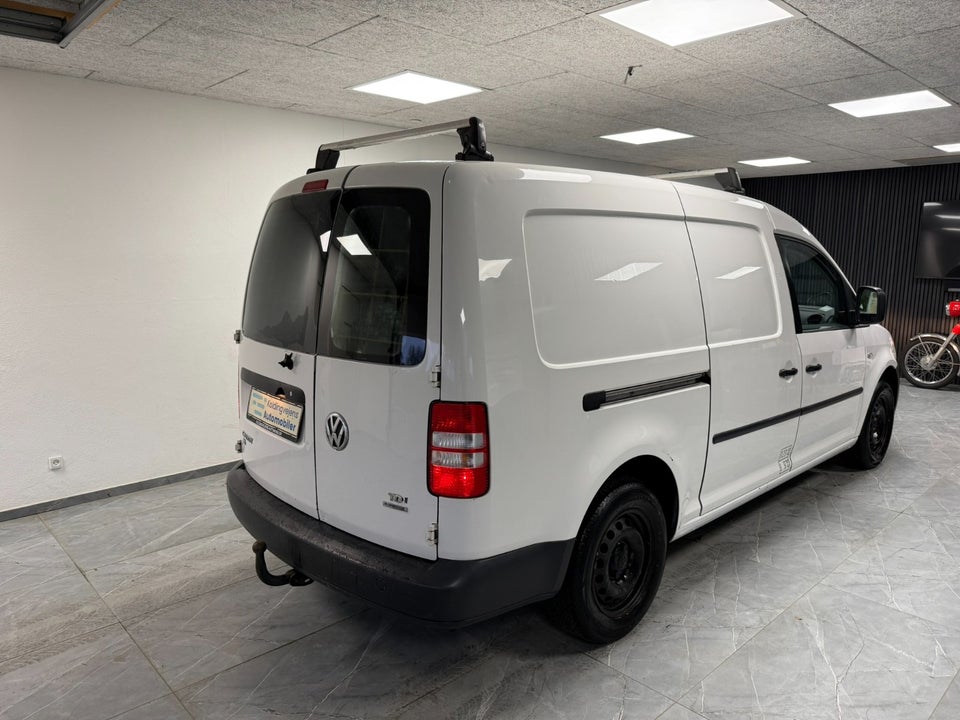 VW Caddy Maxi 1,6 TDi 102 BMT Van 4d