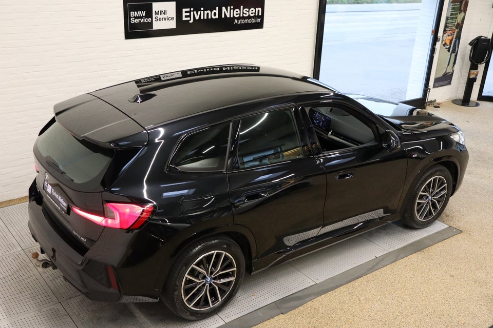 BMW iX1 xDrive30 M-Sport Premium 5d